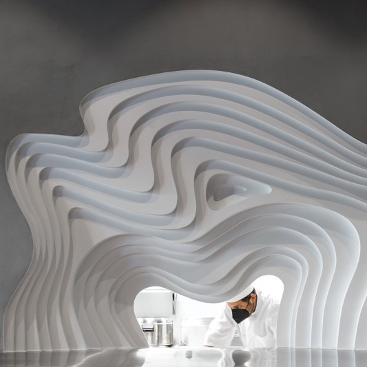 Hand Roll Bar - Commercial